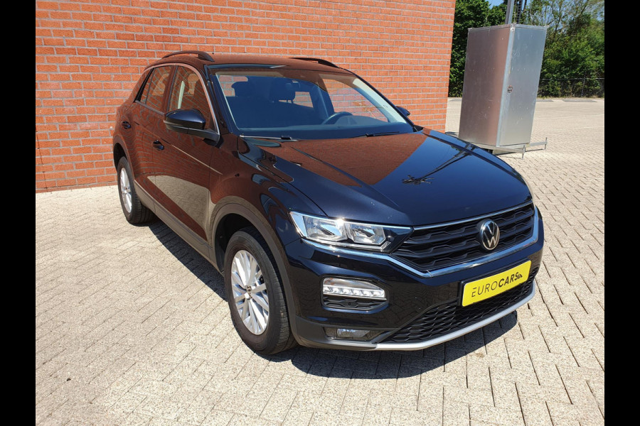 Volkswagen T-Roc 1.5 TSI 150pk DSG Style Team Navigatie Apple Carplay/Android Auto Camera Adaptive Cruise Control Elektrische achterklep Stoel-en stuurverwarming Climate Control Volkswagen T-Roc 1.5 TSI 150pk DSG Style Team Navigatie Apple Carplay/Android Auto Camera Adaptive Cruise Control Elektrische achterklep Stoel-en stuurverwarming Climate Control
