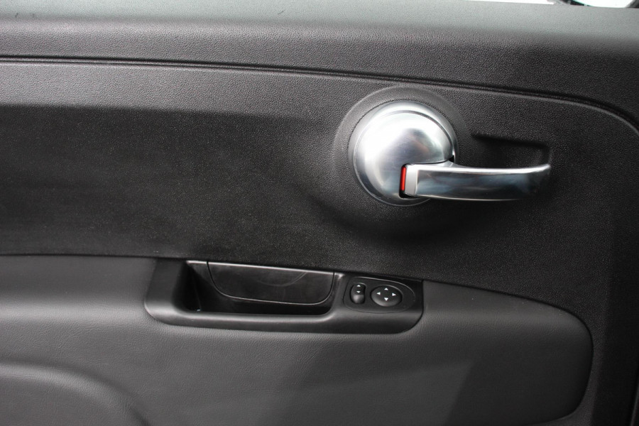 Fiat 500 1.0 Hybrid Sport Connect | Navigatie | Apple Carplay/Android Auto | Airco | Dab | Sportstoelen | Cruise Control | Lichtmetalen Velgen |