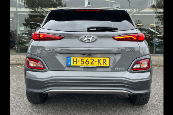 Hyundai Kona EV Fashion 64 kWh | 3e Fase | SOH 98% | Warmte pomp | Climate Control | Navi || occasion Hyundai Kona EV Fashion 64 kWh | 3e Fase | SOH 98% | Warmte pomp | Climate Control | Navi || occasion
