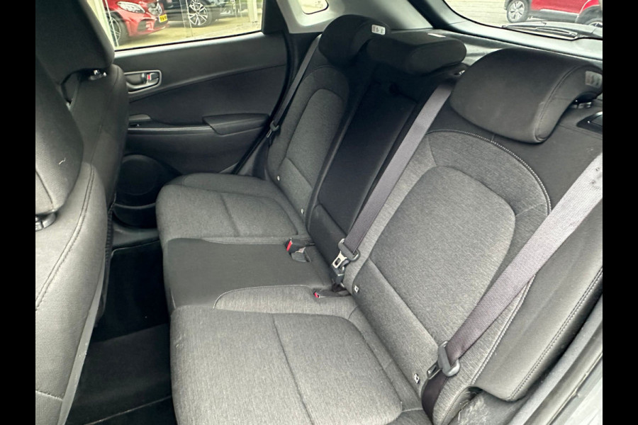 Hyundai Kona EV Fashion 64 kWh | 3e Fase | SOH 98% | Warmte pomp | Climate Control | Navi || occasion Hyundai Kona EV Fashion 64 kWh | 3e Fase | SOH 98% | Warmte pomp | Climate Control | Navi || occasion