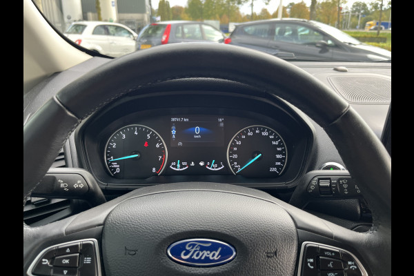 Ford EcoSport 1.0 EcoBoost Titanium 125pk/92kW 6-bak | Trekhaak | 17 inch | Navigatie | Camera | Half leder | Ambient Light | etc. etc. Ford EcoSport 1.0 EcoBoost Titanium 125pk/92kW 6-bak | Trekhaak | 17 inch | Navigatie | Camera | Half leder | Ambient Light | etc. etc.