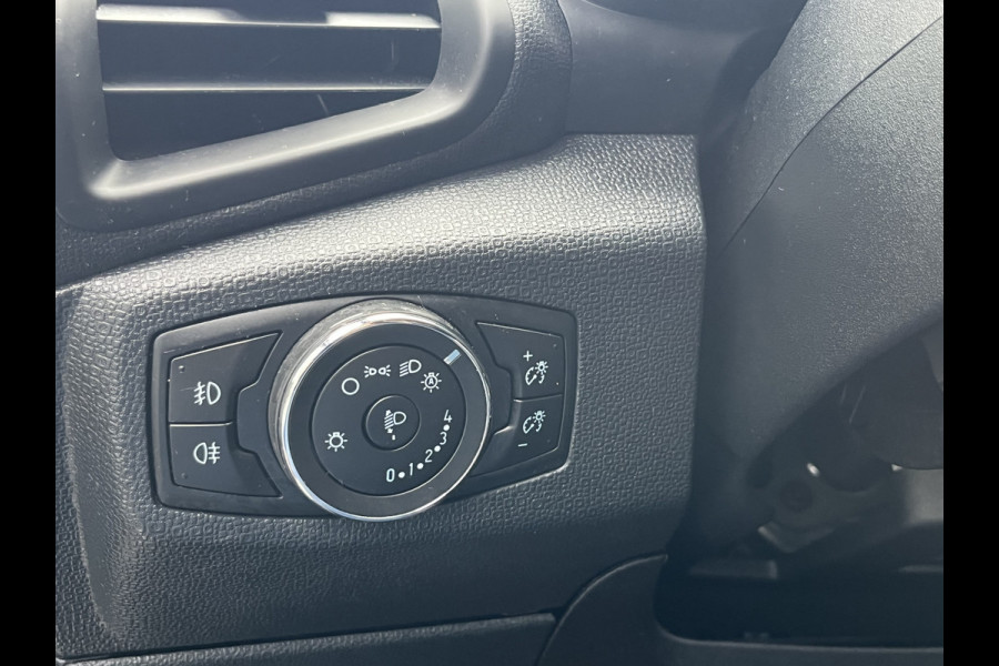 Ford EcoSport 1.0 EcoBoost Titanium 125pk/92kW 6-bak | Trekhaak | 17 inch | Navigatie | Camera | Half leder | Ambient Light | etc. etc. Ford EcoSport 1.0 EcoBoost Titanium 125pk/92kW 6-bak | Trekhaak | 17 inch | Navigatie | Camera | Half leder | Ambient Light | etc. etc.