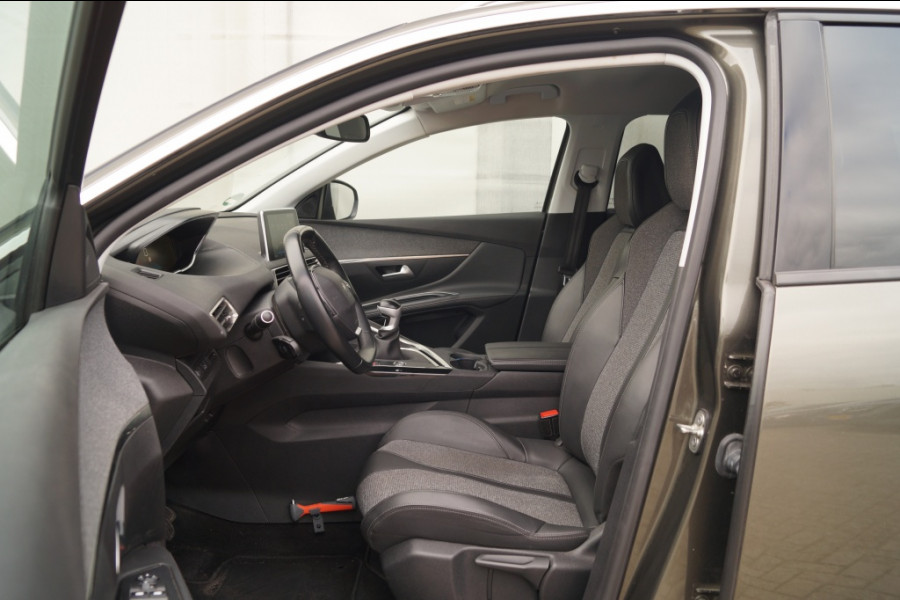 Peugeot 5008 1.2 PureTech 130pk Premium 7-persoons -NAVI-ECC-CAM- Peugeot 5008 1.2 PureTech 130pk Premium 7-persoons -NAVI-ECC-CAM-
