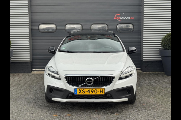 Volvo V40 Cross Country 1.5 T3 Polar+ Luxury | Camera | DAB | Navigatie | Stoelverwarming | Lichtmetalen Velgen | Volvo V40 Cross Country 1.5 T3 Polar+ Luxury | Camera | DAB | Navigatie | Stoelverwarming | Lichtmetalen Velgen |