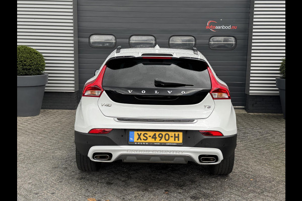 Volvo V40 Cross Country 1.5 T3 Polar+ Luxury | Camera | DAB | Navigatie | Stoelverwarming | Lichtmetalen Velgen | Volvo V40 Cross Country 1.5 T3 Polar+ Luxury | Camera | DAB | Navigatie | Stoelverwarming | Lichtmetalen Velgen |