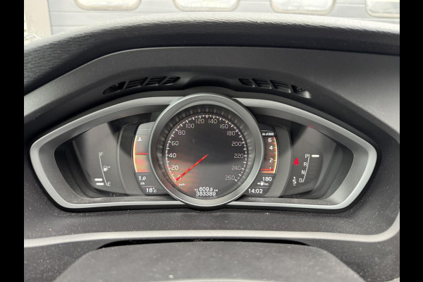 Volvo V40 Cross Country 1.5 T3 Polar+ Luxury | Camera | DAB | Navigatie | Stoelverwarming | Lichtmetalen Velgen | Volvo V40 Cross Country 1.5 T3 Polar+ Luxury | Camera | DAB | Navigatie | Stoelverwarming | Lichtmetalen Velgen |
