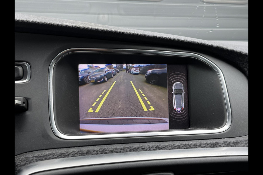 Volvo V40 Cross Country 1.5 T3 Polar+ Luxury | Camera | DAB | Navigatie | Stoelverwarming | Lichtmetalen Velgen | Volvo V40 Cross Country 1.5 T3 Polar+ Luxury | Camera | DAB | Navigatie | Stoelverwarming | Lichtmetalen Velgen |