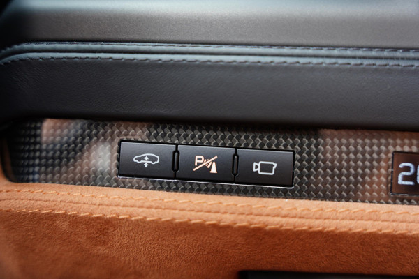 Ferrari F8 Spider 3.9 V8 HELE Cuoio Interior 18 D.Km Ferrari F8 Spider 3.9 V8 HELE Cuoio Interior 18 D.Km