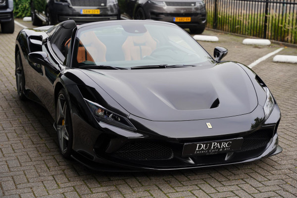 Ferrari F8 Spider 3.9 V8 HELE Cuoio Interior 18 D.Km Ferrari F8 Spider 3.9 V8 HELE Cuoio Interior 18 D.Km