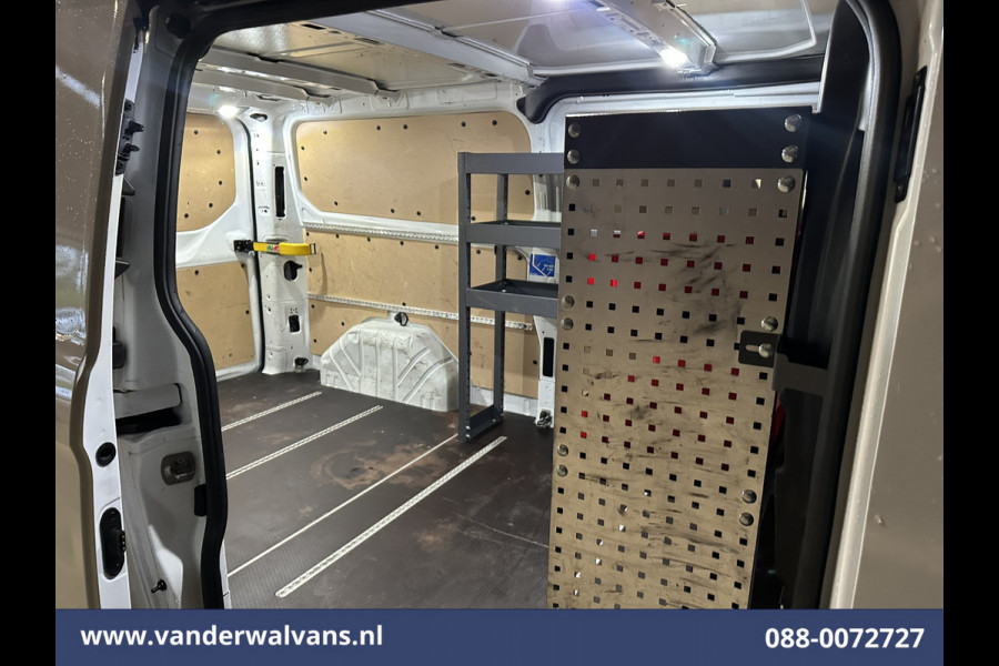 Ford Transit Custom 2.0 TDCI L2H1 Euro6 Airco | Camera | Navigatie | Apple Carplay | LED | Cruisecontrol Android Auto, Stoelverwarming, Verwarmde voorruit, Parkeersensoren, Bijrijdersbank, 2800kg trekvermogen Ford Transit Custom 2.0 TDCI L2H1 Euro6 Airco | Camera | Navigatie | Apple Carplay | LED | Cruisecontrol Android Auto, Stoelverwarming, Verwarmde voorruit, Parkeersensoren, Bijrijdersbank, 2800kg trekvermogen