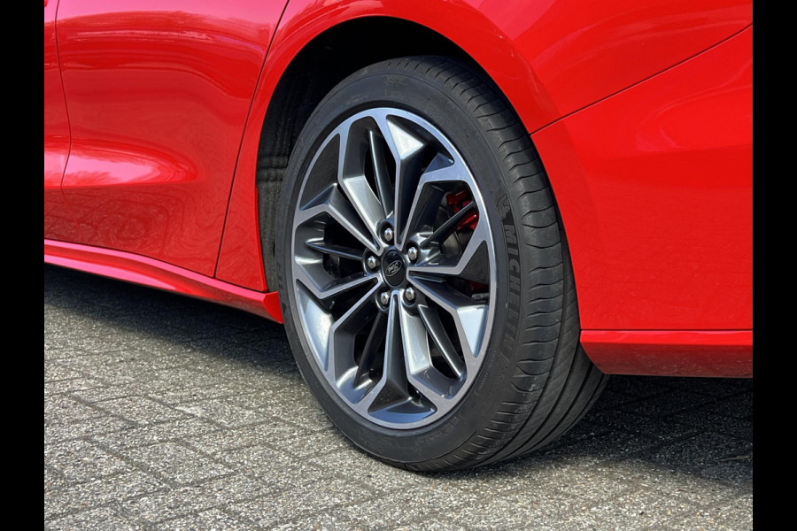 Ford FOCUS Wagon 1.0 EcoBoost Hybrid ST Line X 155pk |  ZUID | Winterpakket | Panorama dak | Adaptieve cruise