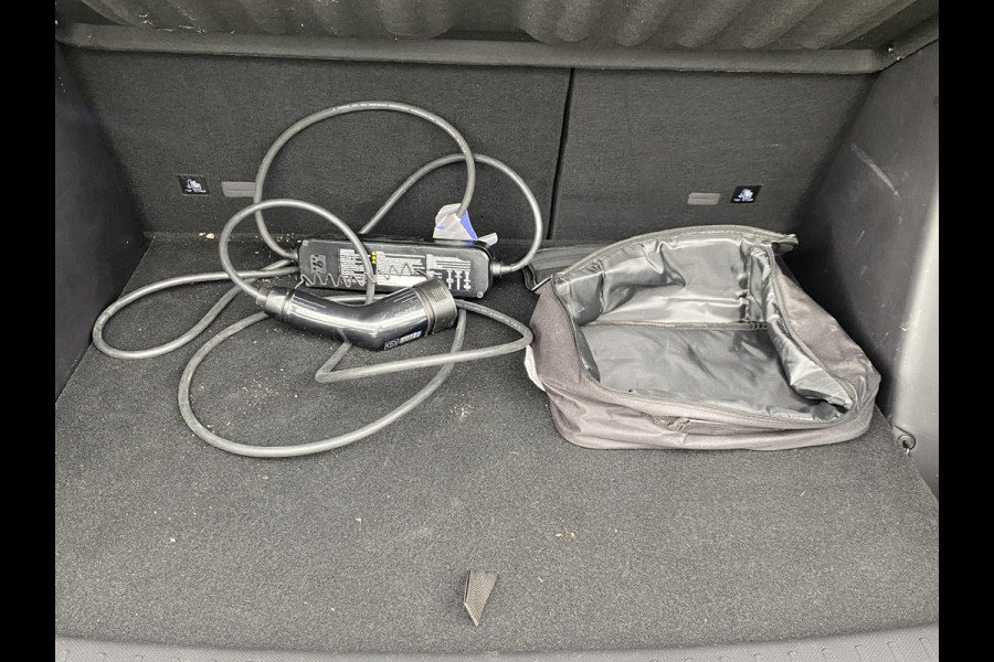 BYD ATTO 3 Comfort 60 kWh FABR. GARANTIE T/M 2029 | AANDRIJFLIJN EN ACCU ZELFS T/M 2031 BYD ATTO 3 Comfort 60 kWh FABR. GARANTIE T/M 2029 | AANDRIJFLIJN EN ACCU ZELFS T/M 2031