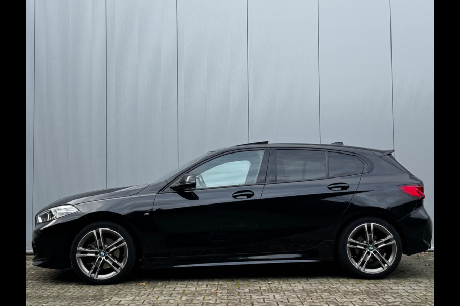 BMW 1-serie 118i M SPORT EXECUTIVE EDITION PANORAMADAK CARPLAY DAB+ ORIGINEEL NEDERLANDS LED