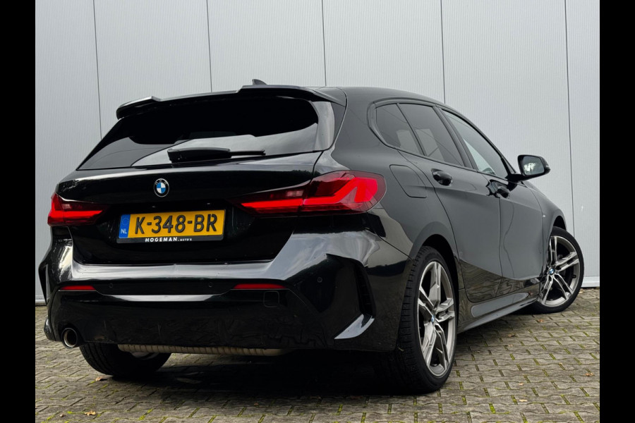 BMW 1-serie 118i M SPORT EXECUTIVE EDITION PANORAMADAK CARPLAY DAB+ ORIGINEEL NEDERLANDS LED