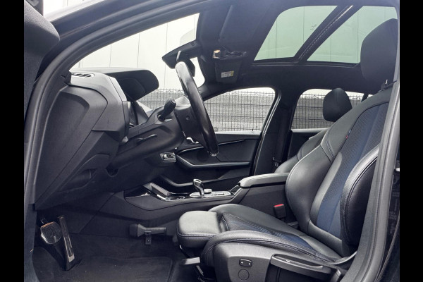 BMW 1-serie 118i M SPORT EXECUTIVE EDITION PANORAMADAK CARPLAY DAB+ ORIGINEEL NEDERLANDS LED