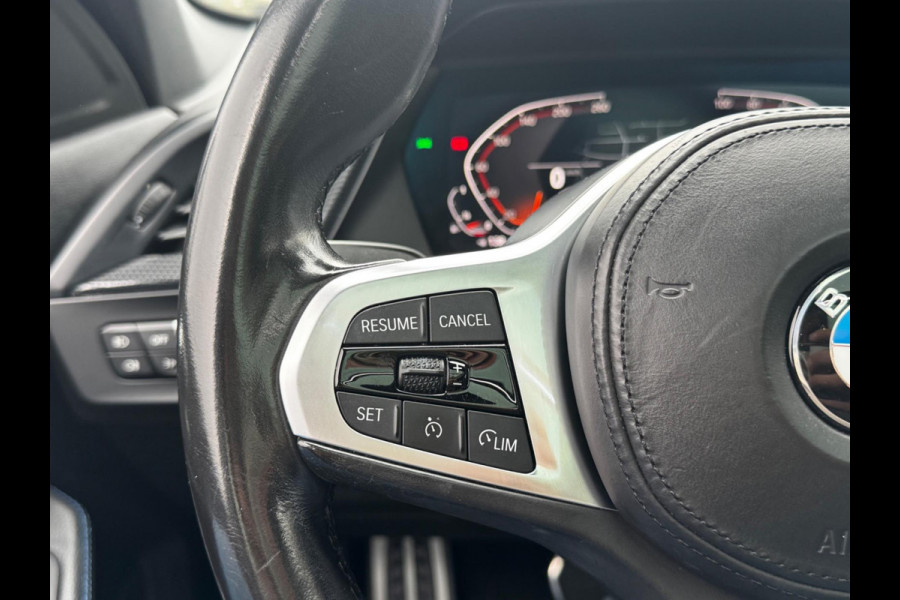 BMW 1-serie 118i M SPORT EXECUTIVE EDITION PANORAMADAK CARPLAY DAB+ ORIGINEEL NEDERLANDS LED