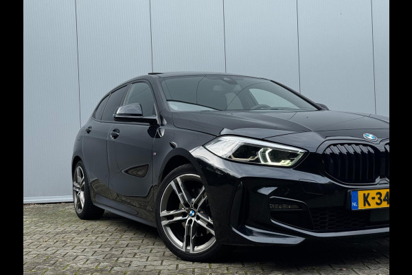 BMW 1-serie 118i M SPORT EXECUTIVE EDITION PANORAMADAK CARPLAY DAB+ ORIGINEEL NEDERLANDS LED