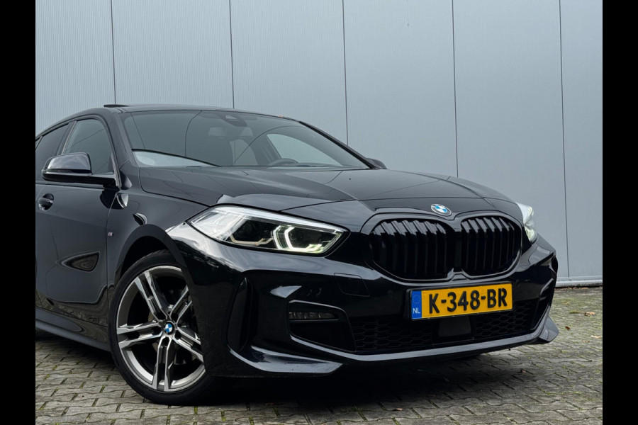 BMW 1-serie 118i M SPORT EXECUTIVE EDITION PANORAMADAK CARPLAY DAB+ ORIGINEEL NEDERLANDS LED