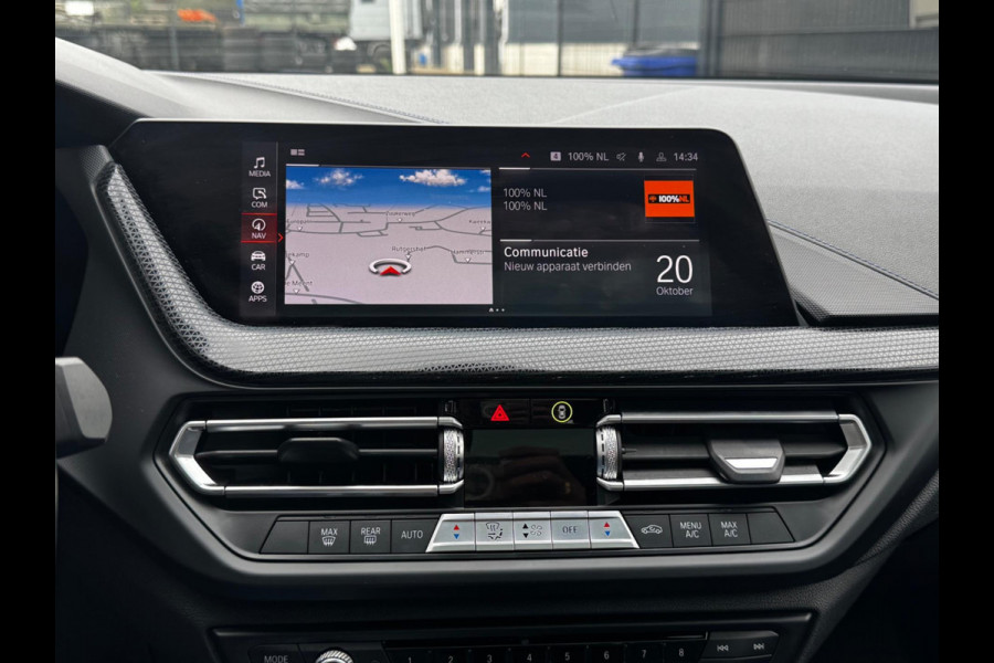 BMW 1-serie 118i M SPORT EXECUTIVE EDITION PANORAMADAK CARPLAY DAB+ ORIGINEEL NEDERLANDS LED