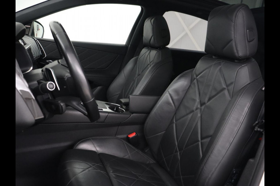 DS 7 Crossback E-Tense Rivoli | Panoramadak | Trekhaak | Leder | Stoelverwarming | Nachtzicht | Adaptive cruise | 360 Camera | Carplay | Sfeerverlichting | Navigatie | Keyless | 19'' | Memory DS 7 Crossback E-Tense Rivoli | Panoramadak | Trekhaak | Leder | Stoelverwarming | Nachtzicht | Adaptive cruise | 360 Camera | Carplay | Sfeerverlichting | Navigatie | Keyless | 19'' | Memory