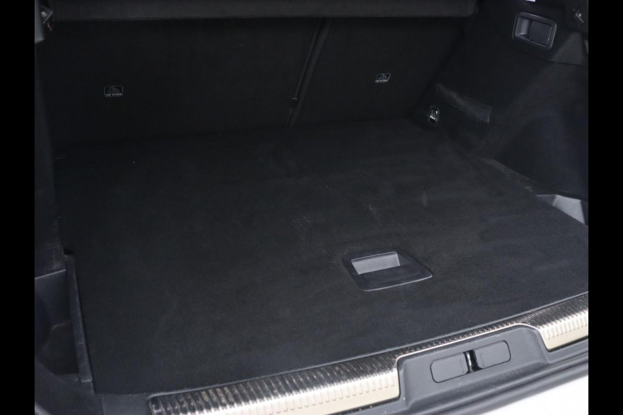 DS 7 Crossback E-Tense Rivoli | Panoramadak | Trekhaak | Leder | Stoelverwarming | Nachtzicht | Adaptive cruise | 360 Camera | Carplay | Sfeerverlichting | Navigatie | Keyless | 19'' | Memory DS 7 Crossback E-Tense Rivoli | Panoramadak | Trekhaak | Leder | Stoelverwarming | Nachtzicht | Adaptive cruise | 360 Camera | Carplay | Sfeerverlichting | Navigatie | Keyless | 19'' | Memory