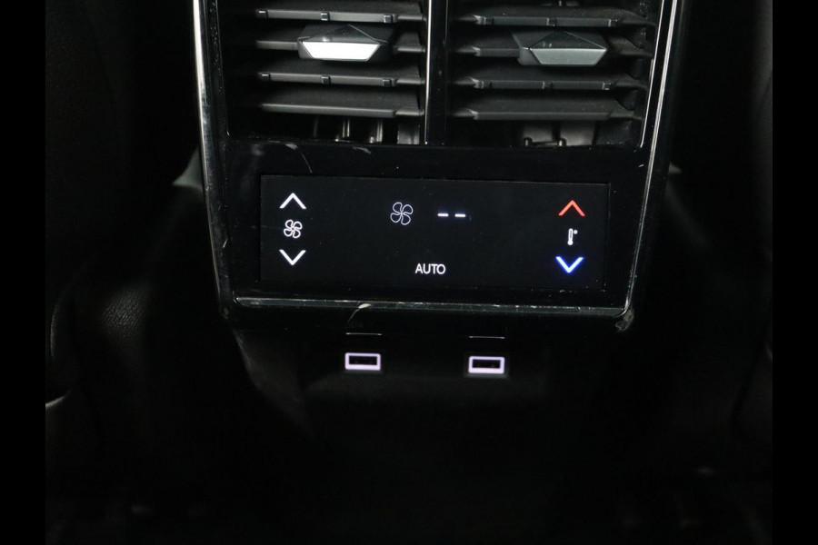 DS 7 Crossback E-Tense Rivoli | Panoramadak | Trekhaak | Leder | Stoelverwarming | Nachtzicht | Adaptive cruise | 360 Camera | Carplay | Sfeerverlichting | Navigatie | Keyless | 19'' | Memory DS 7 Crossback E-Tense Rivoli | Panoramadak | Trekhaak | Leder | Stoelverwarming | Nachtzicht | Adaptive cruise | 360 Camera | Carplay | Sfeerverlichting | Navigatie | Keyless | 19'' | Memory