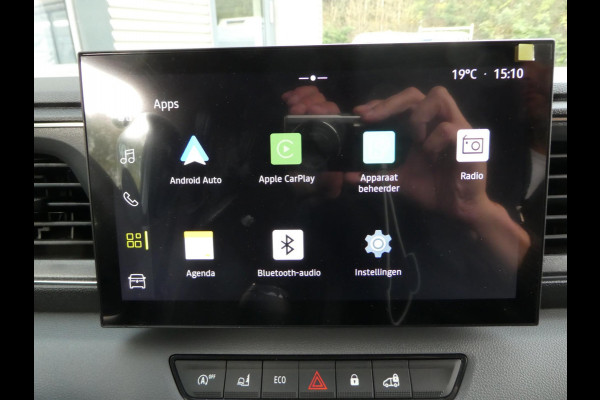 Renault Master T35 2.0 dCi 130 L2H2, Glasresteel, Glaswagen, Glasauto, Apple Carplay. Renault Master T35 2.0 dCi 130 L2H2, Glasresteel, Glaswagen, Glasauto, Apple Carplay.