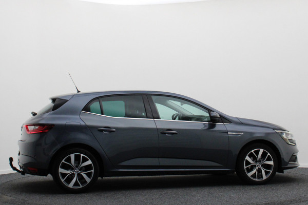 Renault Mégane 1.2 TCe Bose Leder/Stof, Camera, Cruise, Navigatie, DAB, PDC, Trekhaak, 17'' Renault Mégane 1.2 TCe Bose Leder/Stof, Camera, Cruise, Navigatie, DAB, PDC, Trekhaak, 17''