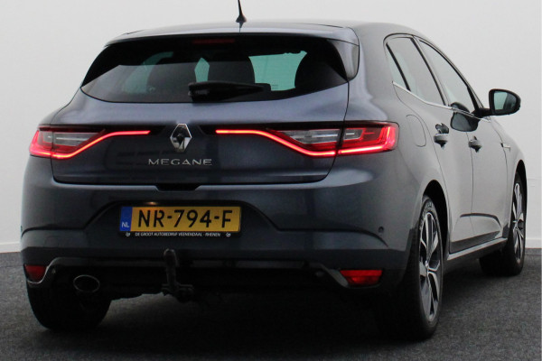 Renault Mégane 1.2 TCe Bose Leder/Stof, Camera, Cruise, Navigatie, DAB, PDC, Trekhaak, 17'' Renault Mégane 1.2 TCe Bose Leder/Stof, Camera, Cruise, Navigatie, DAB, PDC, Trekhaak, 17''