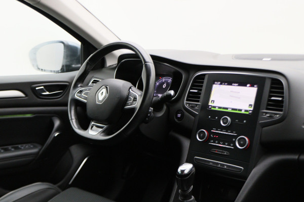 Renault Mégane 1.2 TCe Bose Leder/Stof, Camera, Cruise, Navigatie, DAB, PDC, Trekhaak, 17'' Renault Mégane 1.2 TCe Bose Leder/Stof, Camera, Cruise, Navigatie, DAB, PDC, Trekhaak, 17''