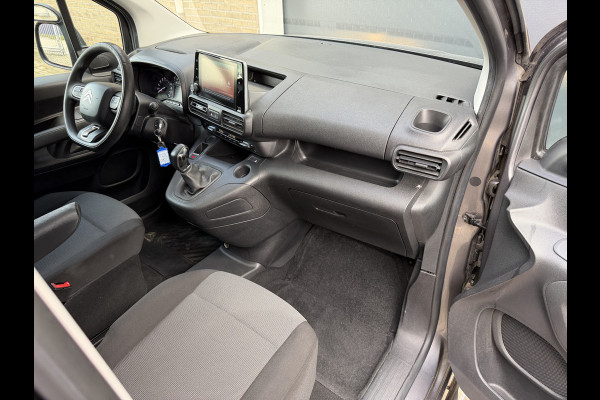 Citroën Berlingo 1.6 100PK EURO 6 BlueHDI Driver CarPlay/trekhaak/achteruitrijcamera Citroën Berlingo 1.6 100PK EURO 6 BlueHDI Driver CarPlay/trekhaak/achteruitrijcamera