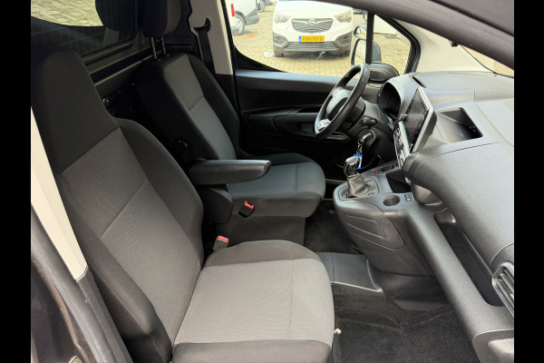 Citroën Berlingo 1.6 100PK EURO 6 BlueHDI Driver CarPlay/trekhaak/achteruitrijcamera Citroën Berlingo 1.6 100PK EURO 6 BlueHDI Driver CarPlay/trekhaak/achteruitrijcamera