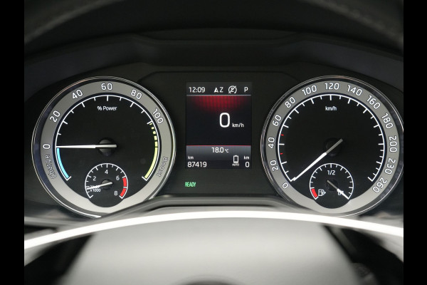 Škoda Superb Combi 1.4 TSI iV Sportline Business Plug In Hybrid 218pk Dealer O.H PHEV | Trekhaak Af Fabriek | Adaptive Cruise | Alcantara Sportstoelen Memory & Verwarmd | Canton Audio | Apple Carplay | Stuur Verwarmd | Keyless | Sfeerverlichting |  Navigatie | DAB | Škoda Superb Combi 1.4 TSI iV Sportline Business Plug In Hybrid 218pk Dealer O.H PHEV | Trekhaak Af Fabriek | Adaptive Cruise | Alcantara Sportstoelen Memory & Verwarmd | Canton Audio | Apple Carplay | Stuur Verwarmd | Keyless | Sfeerverlichting |  Navigatie | DAB |