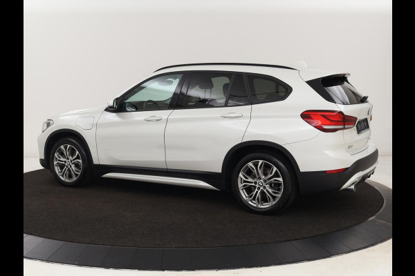 BMW X1 xDrive25e Sport Line | Stoelverwarming | Camera | Full LED | Sportstoelen | Keyless | Navigatie | Climate control | Parkeerhulp | Cruise control | DAB | Bluetooth BMW X1 xDrive25e Sport Line | Stoelverwarming | Camera | Full LED | Sportstoelen | Keyless | Navigatie | Climate control | Parkeerhulp | Cruise control | DAB | Bluetooth