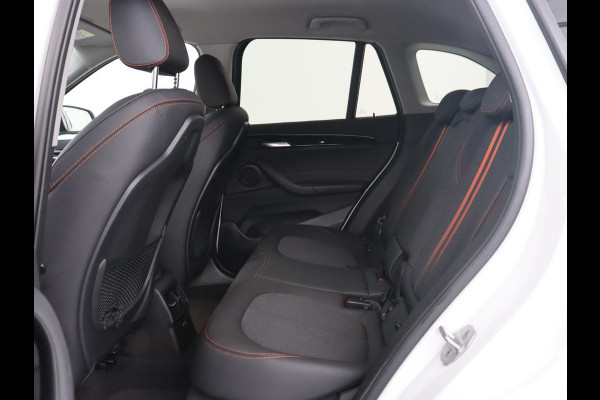 BMW X1 xDrive25e Sport Line | Stoelverwarming | Camera | Full LED | Sportstoelen | Keyless | Navigatie | Climate control | Parkeerhulp | Cruise control | DAB | Bluetooth BMW X1 xDrive25e Sport Line | Stoelverwarming | Camera | Full LED | Sportstoelen | Keyless | Navigatie | Climate control | Parkeerhulp | Cruise control | DAB | Bluetooth
