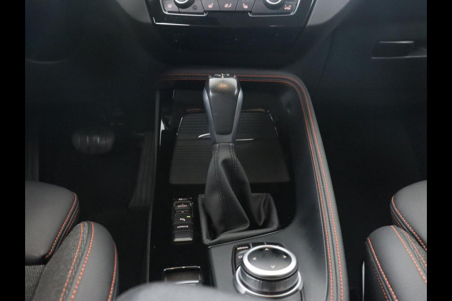 BMW X1 xDrive25e Sport Line | Stoelverwarming | Camera | Full LED | Sportstoelen | Keyless | Navigatie | Climate control | Parkeerhulp | Cruise control | DAB | Bluetooth BMW X1 xDrive25e Sport Line | Stoelverwarming | Camera | Full LED | Sportstoelen | Keyless | Navigatie | Climate control | Parkeerhulp | Cruise control | DAB | Bluetooth