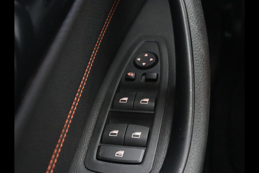 BMW X1 xDrive25e Sport Line | Stoelverwarming | Camera | Full LED | Sportstoelen | Keyless | Navigatie | Climate control | Parkeerhulp | Cruise control | DAB | Bluetooth BMW X1 xDrive25e Sport Line | Stoelverwarming | Camera | Full LED | Sportstoelen | Keyless | Navigatie | Climate control | Parkeerhulp | Cruise control | DAB | Bluetooth