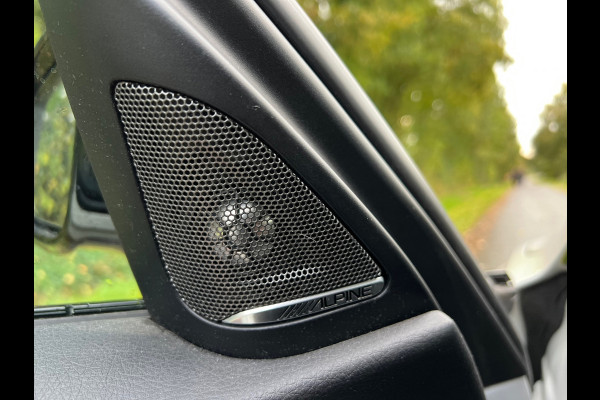 BMW 3 Serie 318i | M-Sport | Carbon | Sportlstoelen| Navi | Cruise | Clima BMW 3 Serie 318i | M-Sport | Carbon | Sportlstoelen| Navi | Cruise | Clima