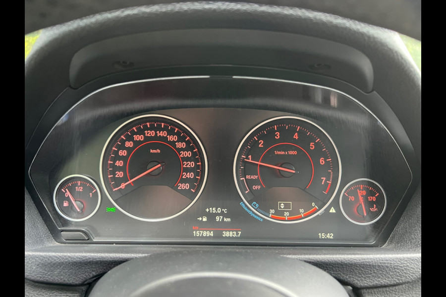 BMW 3 Serie 318i | M-Sport | Carbon | Sportlstoelen| Navi | Cruise | Clima BMW 3 Serie 318i | M-Sport | Carbon | Sportlstoelen| Navi | Cruise | Clima