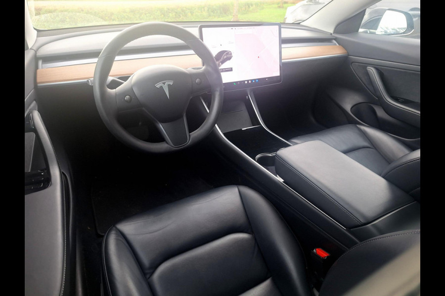Tesla Model 3 Standard RWD Plus 60 kWh | SOH: 88% | AUTOPILOT+19" LMV | Leder | occasion Tesla Model 3 Standard RWD Plus 60 kWh | SOH: 88% | AUTOPILOT+19" LMV | Leder | occasion