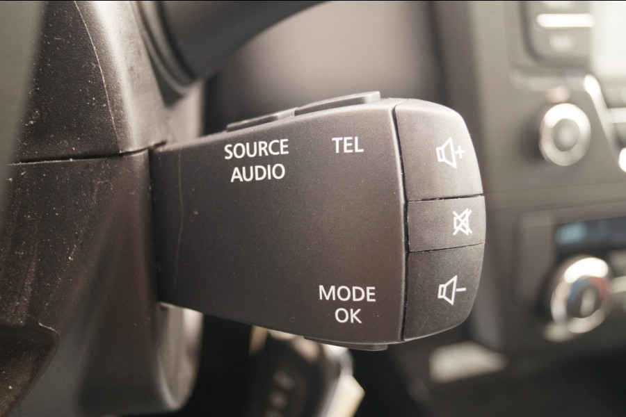 Renault Kadjar 1.3 TCe 140pk Life -AIRCO-CRUISE-TREKHAAK- Renault Kadjar 1.3 TCe 140pk Life -AIRCO-CRUISE-TREKHAAK-
