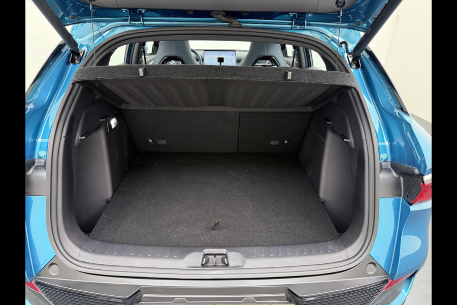 BYD ATTO 3 60kWh Design SOH 96% Panoramadak Leder+Elektr.Verst. Warmtepomp Adaptieve Cruise 360°Camera Apple Carplay Android Auto Elektr.Ac Verkeersbord detectie WiFi DAB Led Rijstrooksensor Keyless Smartphone Entry Fabrieksgarantie tot 12-12-2030 /150.000km Garantie op de LFP Accu tot 12-12-2030/200.000km €44.000,- Nieuw!