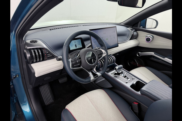 BYD ATTO 3 60kWh Design SOH 96% Panoramadak Leder+Elektr.Verst. Warmtepomp Adaptieve Cruise 360°Camera Apple Carplay Android Auto Elektr.Ac Verkeersbord detectie WiFi DAB Led Rijstrooksensor Keyless Smartphone Entry Fabrieksgarantie tot 12-12-2030 /150.000km Garantie op de LFP Accu tot 12-12-2030/200.000km €44.000,- Nieuw!