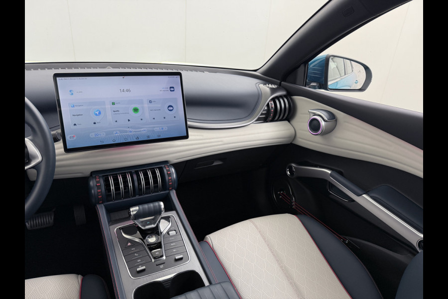 BYD ATTO 3 60kWh Design SOH 96% Panoramadak Leder+Elektr.Verst. Warmtepomp Adaptieve Cruise 360°Camera Apple Carplay Android Auto Elektr.Ac Verkeersbord detectie WiFi DAB Led Rijstrooksensor Keyless Smartphone Entry Fabrieksgarantie tot 12-12-2030 /150.000km Garantie op de LFP Accu tot 12-12-2030/200.000km €44.000,- Nieuw!