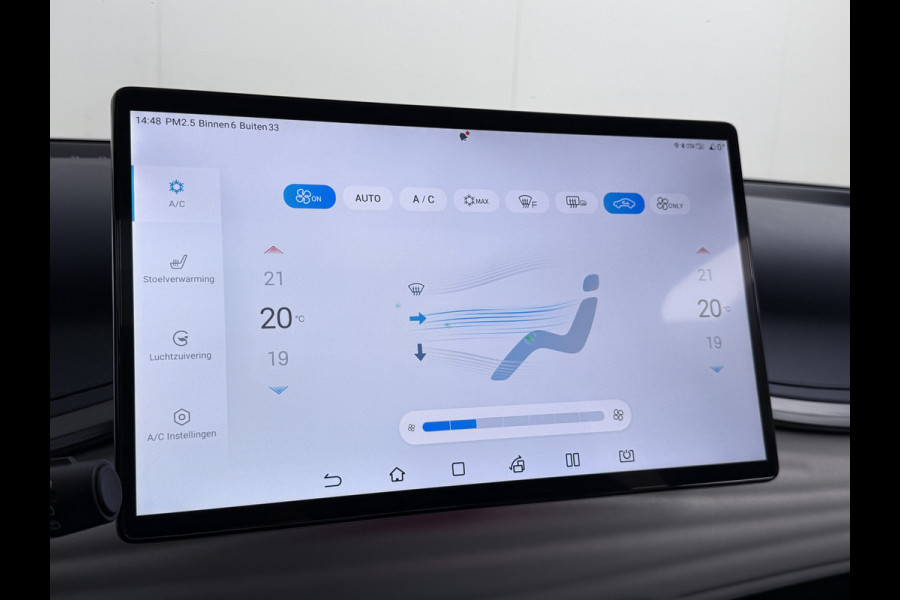 BYD ATTO 3 60kWh Design SOH 96% Panoramadak Leder+Elektr.Verst. Warmtepomp Adaptieve Cruise 360°Camera Apple Carplay Android Auto Elektr.Ac Verkeersbord detectie WiFi DAB Led Rijstrooksensor Keyless Smartphone Entry Fabrieksgarantie tot 12-12-2030 /150.000km Garantie op de LFP Accu tot 12-12-2030/200.000km €44.000,- Nieuw!