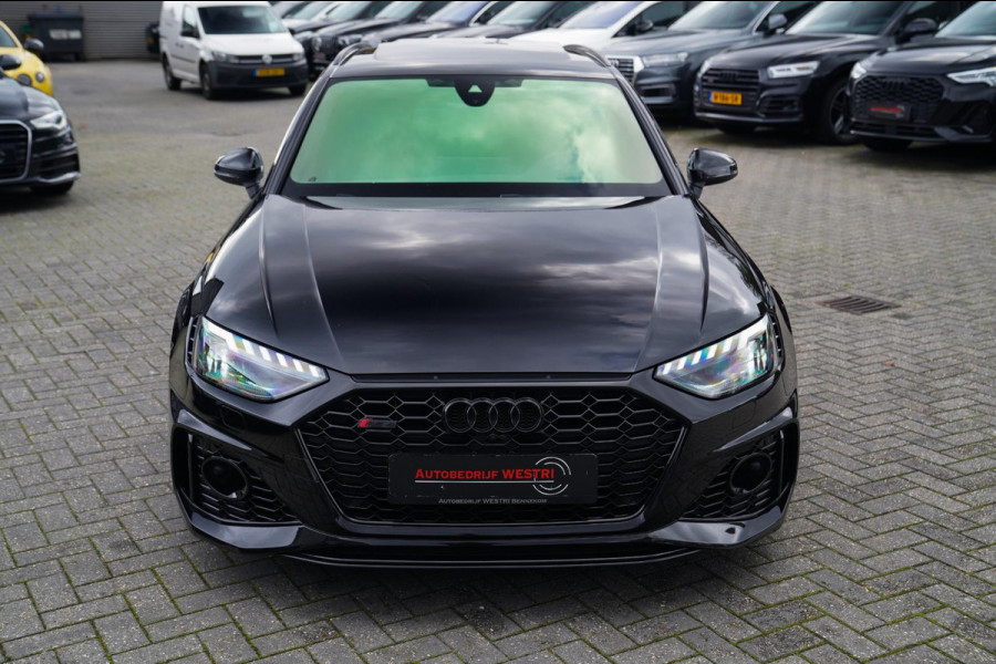 Audi RS4 Avant 2.9 TFSI RS 4 Quattro | Panorama | Bang&Olufsen | HuD | Facelift | Adaptieve Cruise | Lane Assist | Massage |450PK Audi RS4 Avant 2.9 TFSI RS 4 Quattro | Panorama | Bang&Olufsen | HuD | Facelift | Adaptieve Cruise | Lane Assist | Massage |450PK