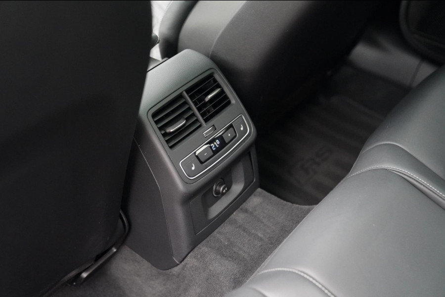 Audi RS4 Avant 2.9 TFSI RS 4 Quattro | Panorama | Bang&Olufsen | HuD | Facelift | Adaptieve Cruise | Lane Assist | Massage |450PK Audi RS4 Avant 2.9 TFSI RS 4 Quattro | Panorama | Bang&Olufsen | HuD | Facelift | Adaptieve Cruise | Lane Assist | Massage |450PK