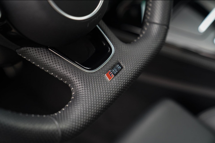 Audi RS4 Avant 2.9 TFSI RS 4 Quattro | Panorama | Bang&Olufsen | HuD | Facelift | Adaptieve Cruise | Lane Assist | Massage |450PK Audi RS4 Avant 2.9 TFSI RS 4 Quattro | Panorama | Bang&Olufsen | HuD | Facelift | Adaptieve Cruise | Lane Assist | Massage |450PK