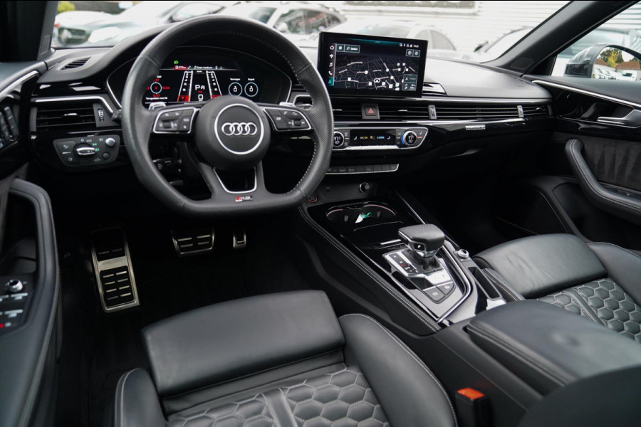 Audi RS4 Avant 2.9 TFSI RS 4 Quattro | Panorama | Bang&Olufsen | HuD | Facelift | Adaptieve Cruise | Lane Assist | Massage |450PK Audi RS4 Avant 2.9 TFSI RS 4 Quattro | Panorama | Bang&Olufsen | HuD | Facelift | Adaptieve Cruise | Lane Assist | Massage |450PK