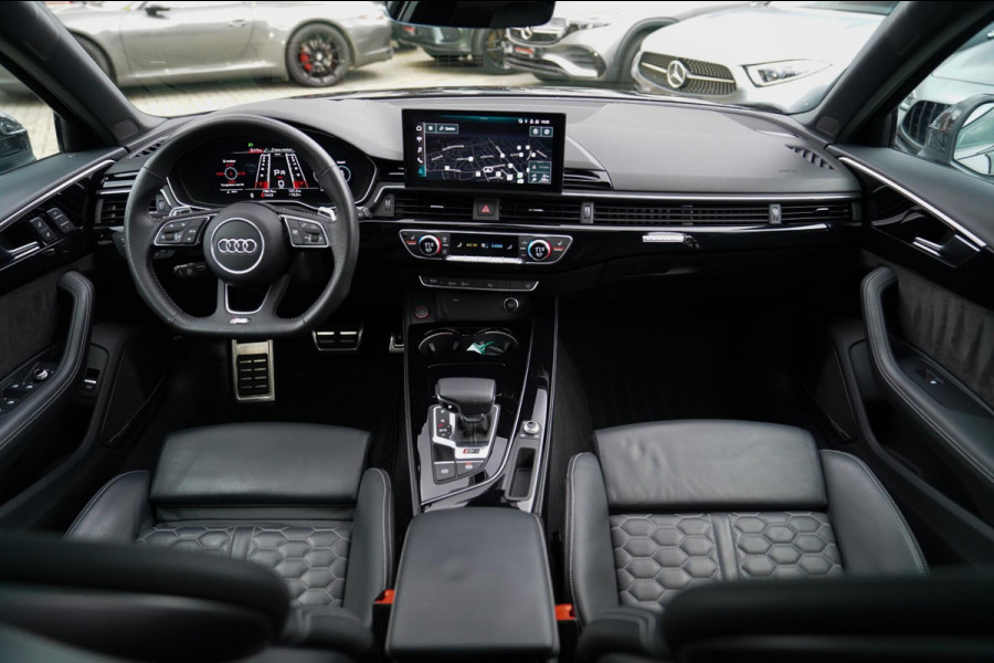 Audi RS4 Avant 2.9 TFSI RS 4 Quattro | Panorama | Bang&Olufsen | HuD | Facelift | Adaptieve Cruise | Lane Assist | Massage |450PK Audi RS4 Avant 2.9 TFSI RS 4 Quattro | Panorama | Bang&Olufsen | HuD | Facelift | Adaptieve Cruise | Lane Assist | Massage |450PK
